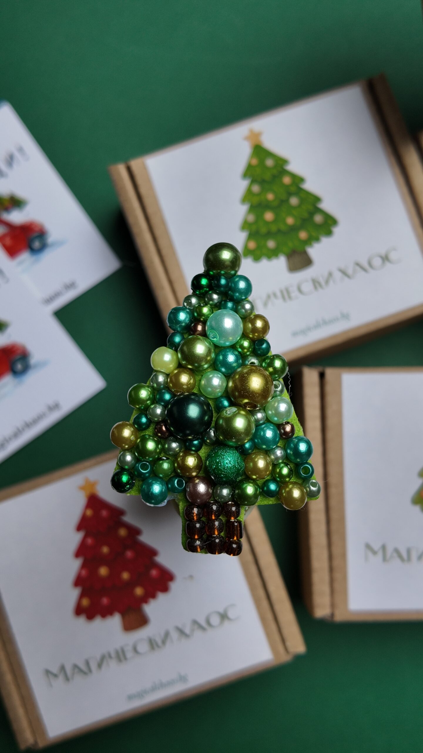 Green tree brooch, photo 2